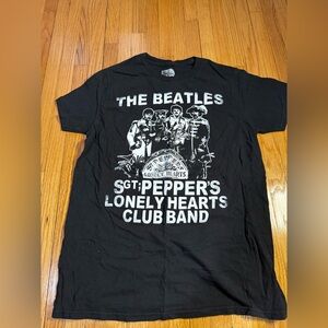 The Beatles Sgt. Pepper’s Lonely Hearts Club Band Tee | Size Small